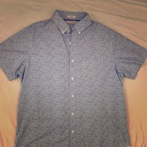 Short sleeve button down by Hawker Rye